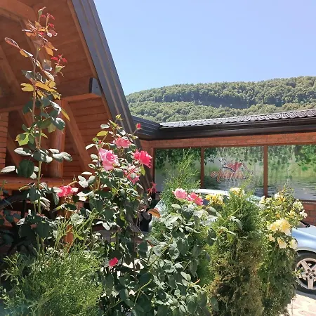 Adanis Сasa de vacaciones Bihać